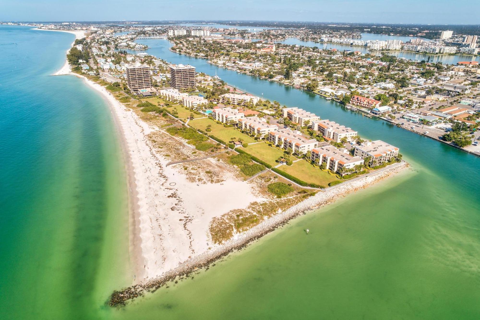 Land'S End 9-301 Beach Front-Premier Villa St. Pete Beach Exterior photo